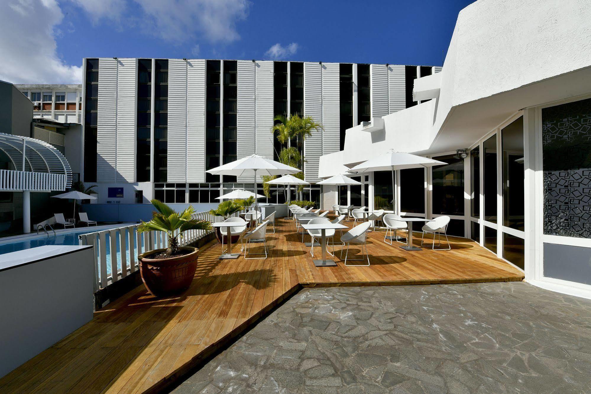 Hotel Le Saint Denis Exterior photo