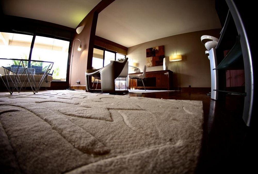 Hotel Le Saint Denis Room photo